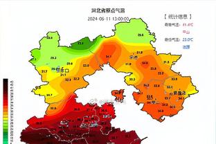 这爸妈多高啊？文班亚马晒2023年度照片：选秀日和父母合照